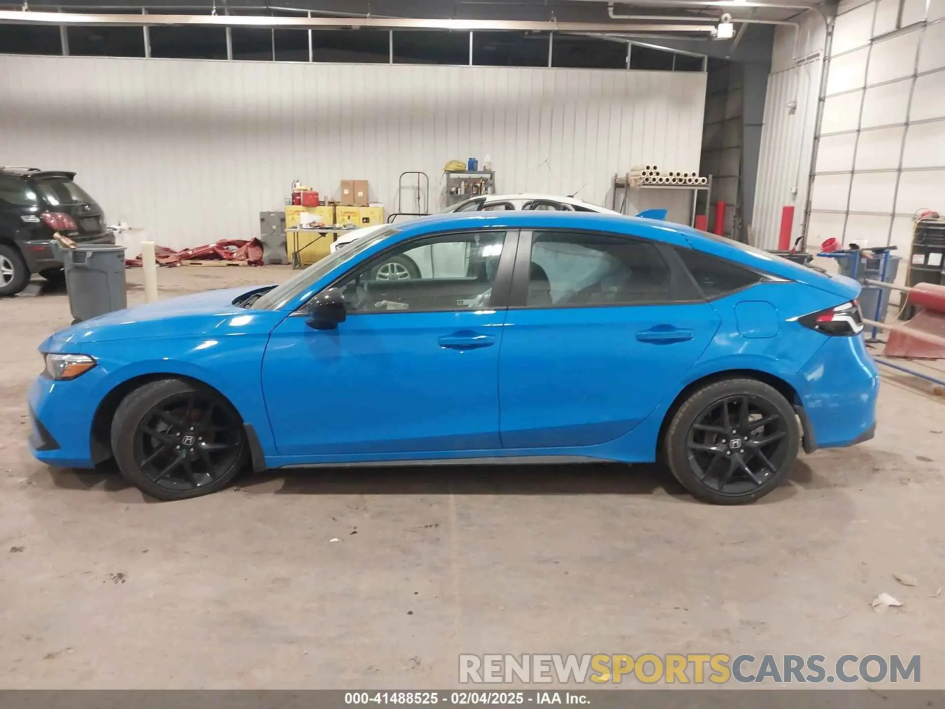 14 Photograph of a damaged car 19XFL2H82RE025459 HONDA CIVIC 2024