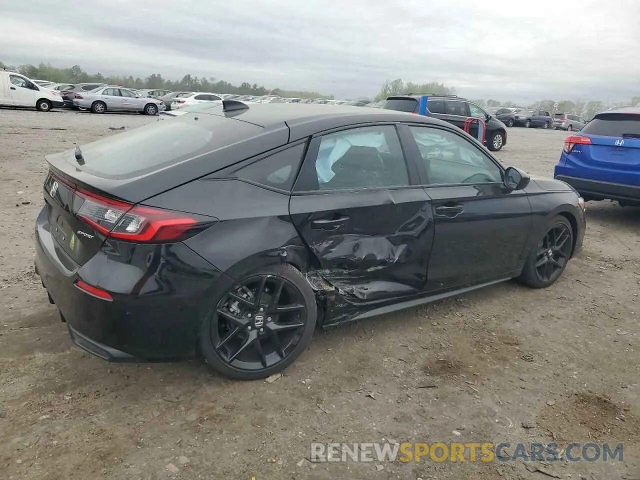 3 Photograph of a damaged car 19XFL2H82RE027695 HONDA CIVIC 2024