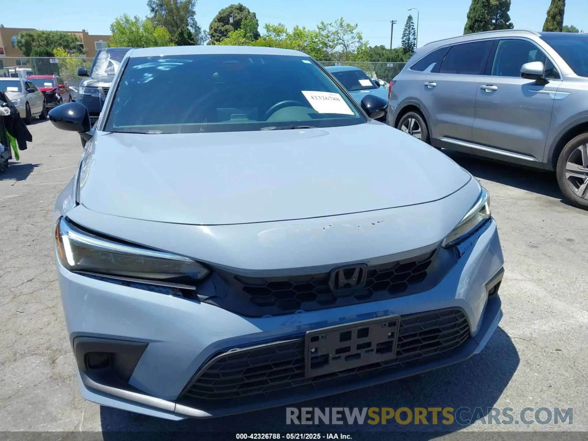 13 Photograph of a damaged car 19XFL2H83RE000425 HONDA CIVIC 2024