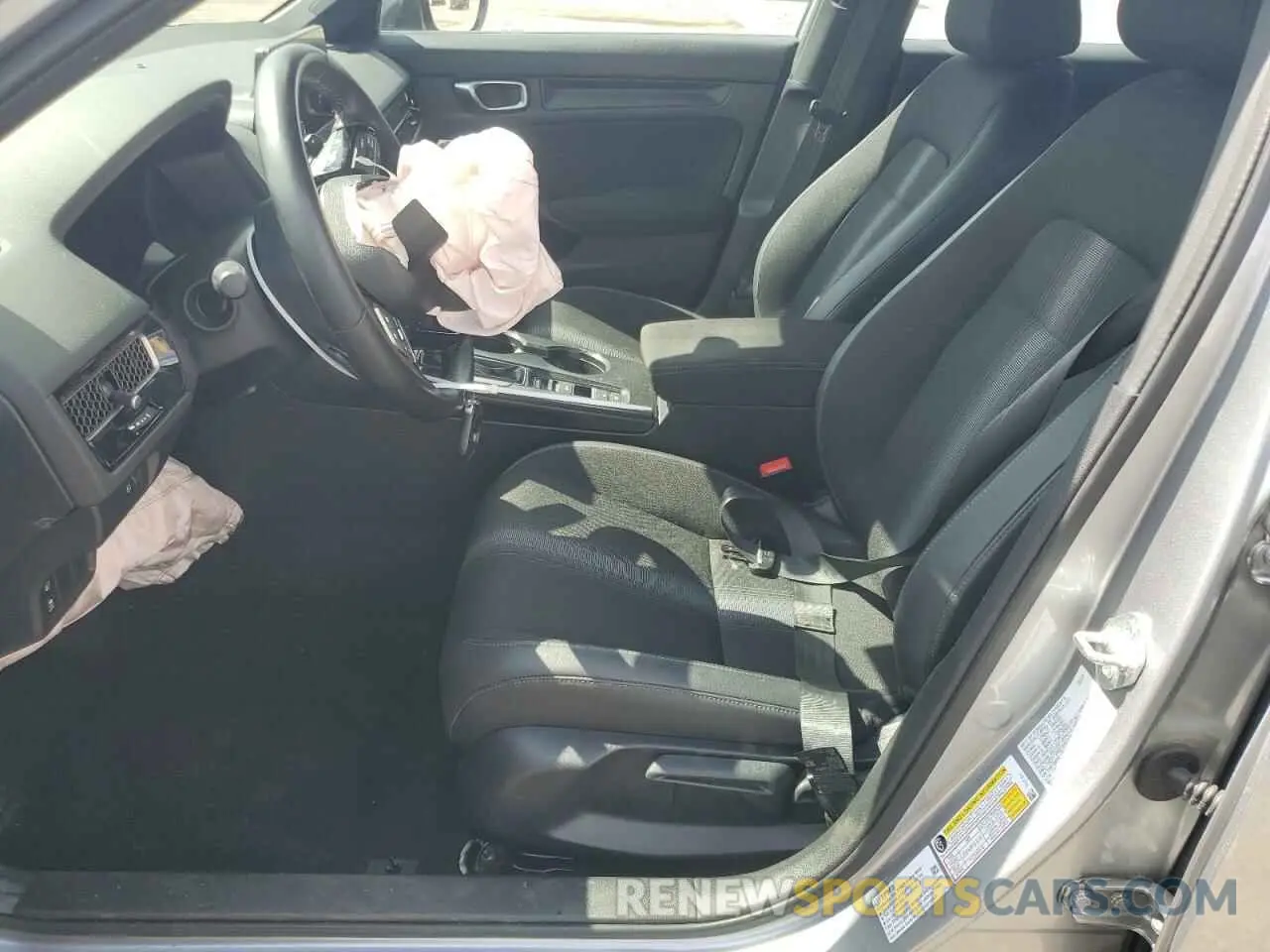 7 Photograph of a damaged car 19XFL2H83RE022702 HONDA CIVIC 2024
