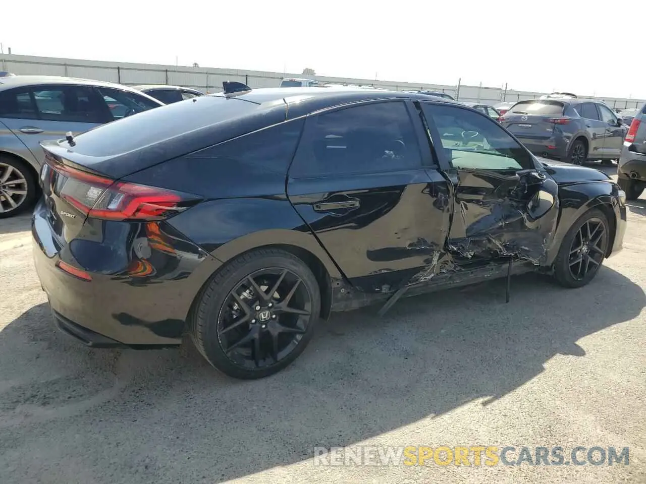 3 Photograph of a damaged car 19XFL2H83RE027267 HONDA CIVIC 2024