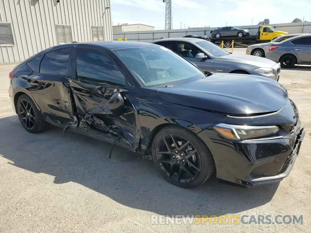 4 Photograph of a damaged car 19XFL2H83RE027267 HONDA CIVIC 2024