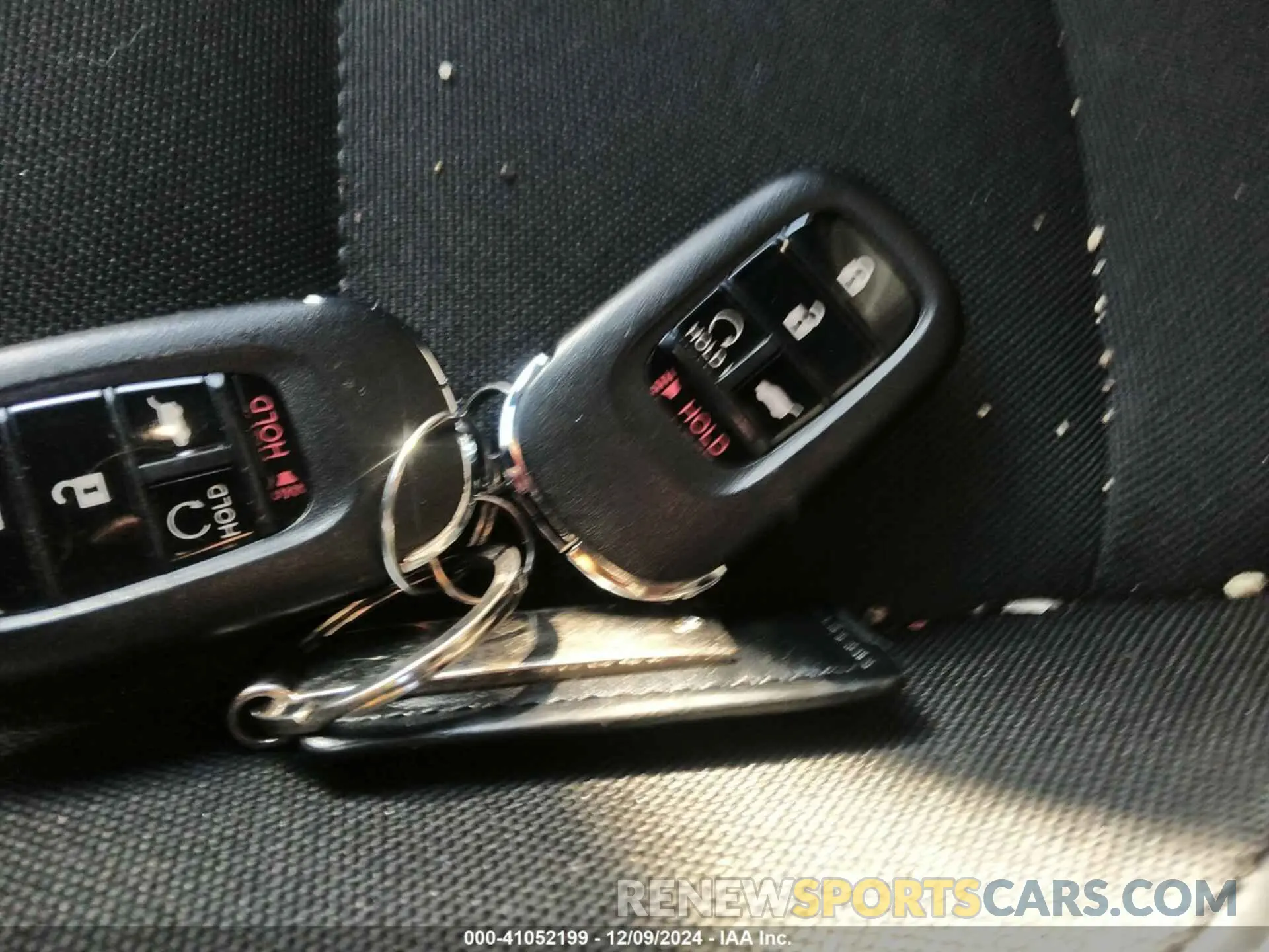 11 Photograph of a damaged car 19XFL2H83RE028581 HONDA CIVIC 2024