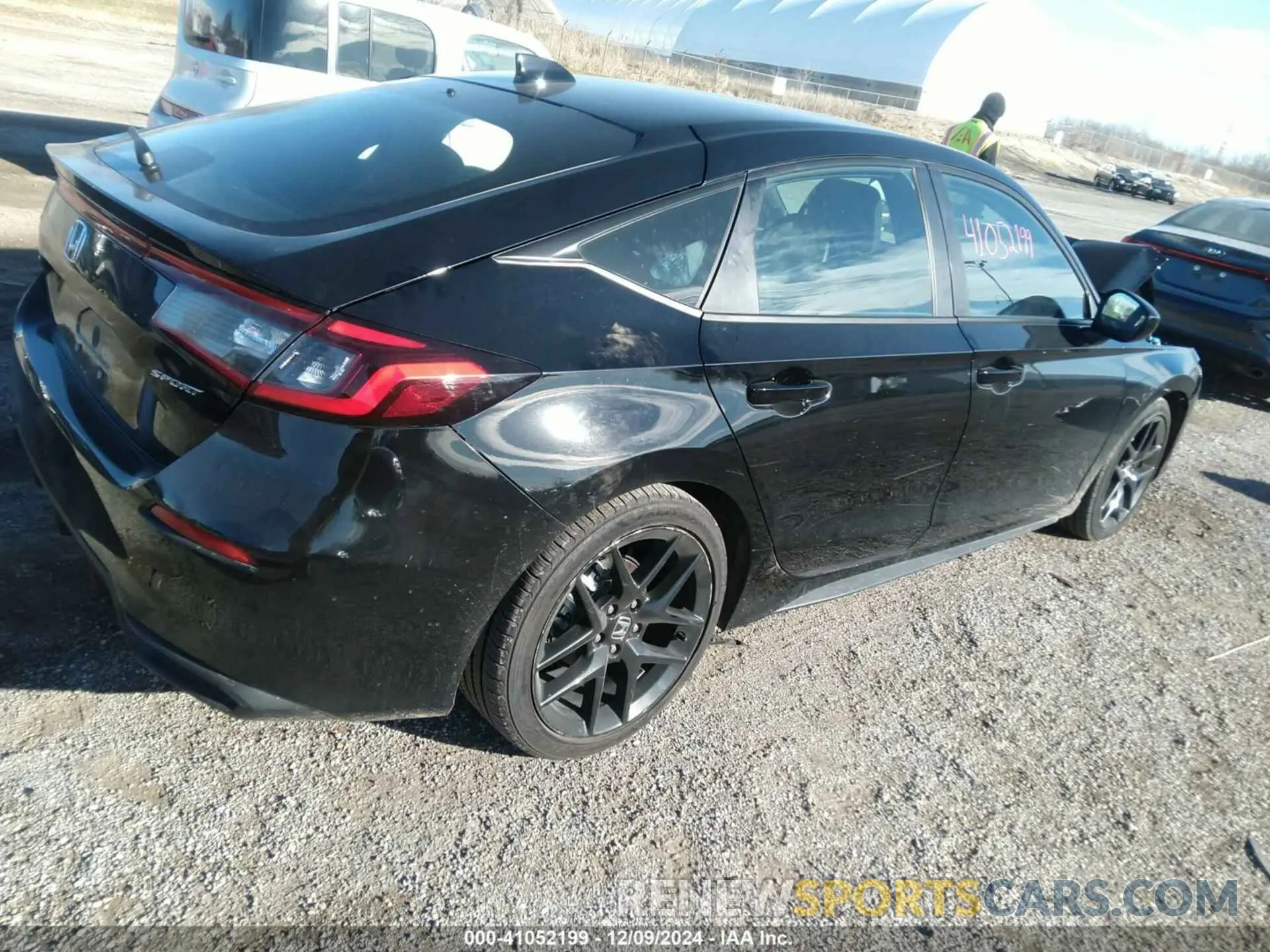 4 Photograph of a damaged car 19XFL2H83RE028581 HONDA CIVIC 2024