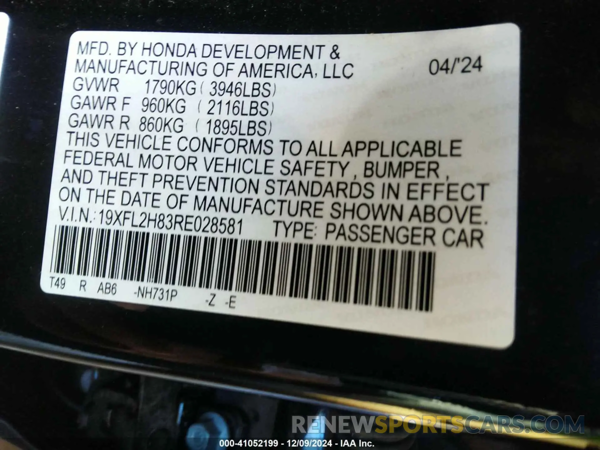 9 Photograph of a damaged car 19XFL2H83RE028581 HONDA CIVIC 2024