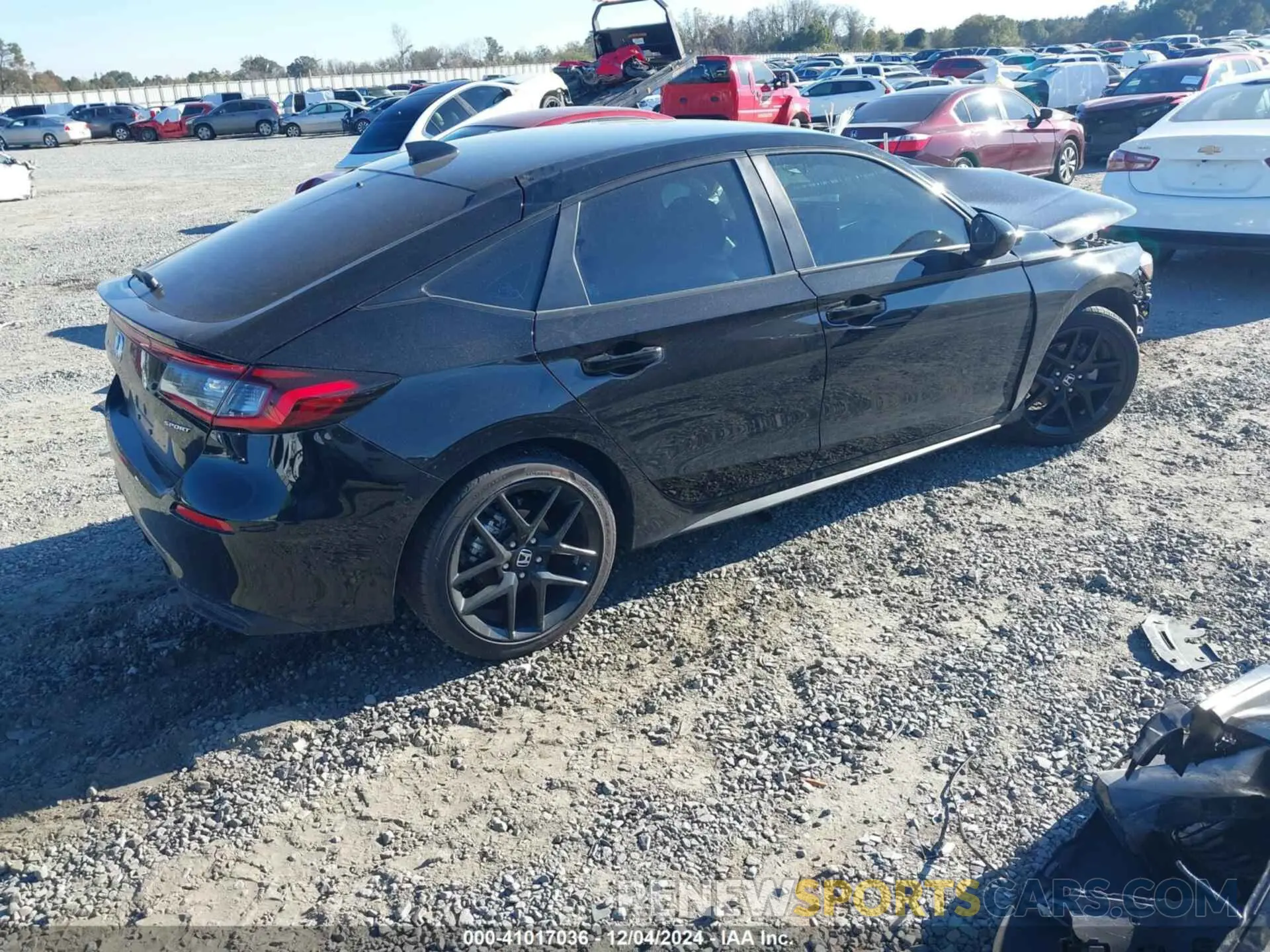 4 Photograph of a damaged car 19XFL2H84RE032512 HONDA CIVIC 2024