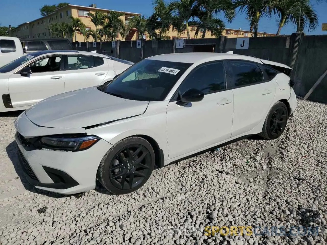 1 Photograph of a damaged car 19XFL2H84RE039072 HONDA CIVIC 2024