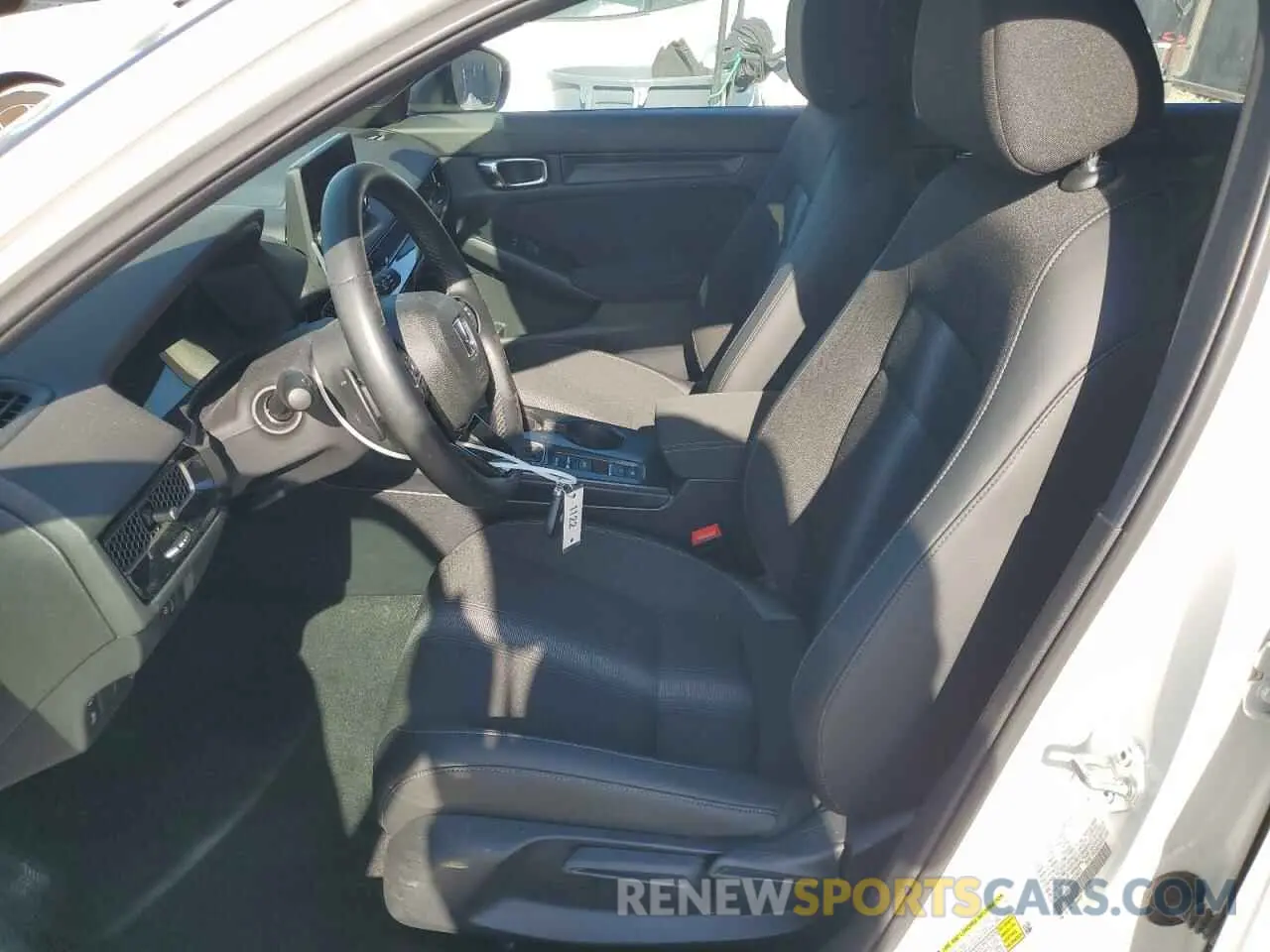 7 Photograph of a damaged car 19XFL2H84RE039072 HONDA CIVIC 2024