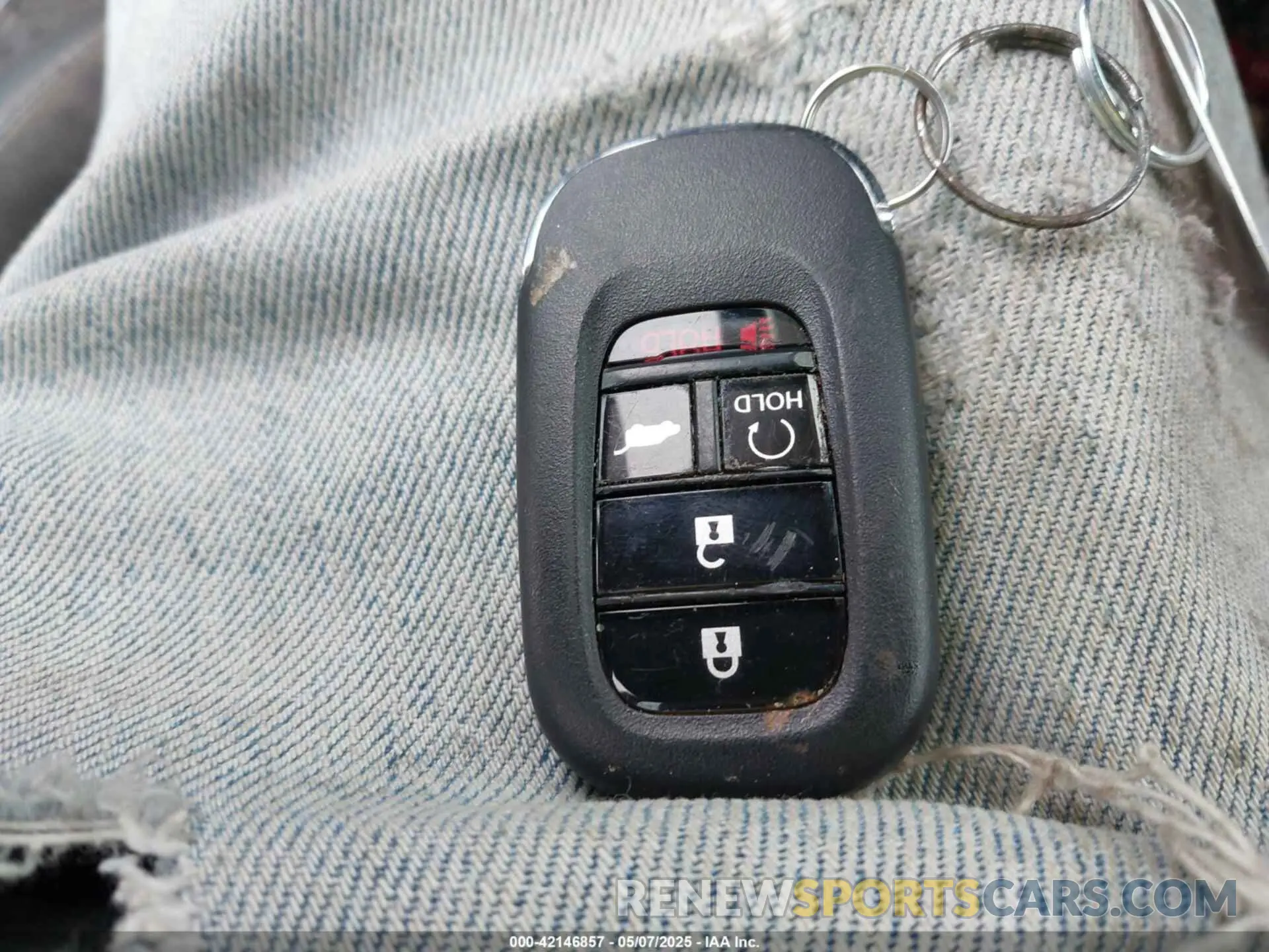 11 Photograph of a damaged car 19XFL2H85RE013287 HONDA CIVIC 2024