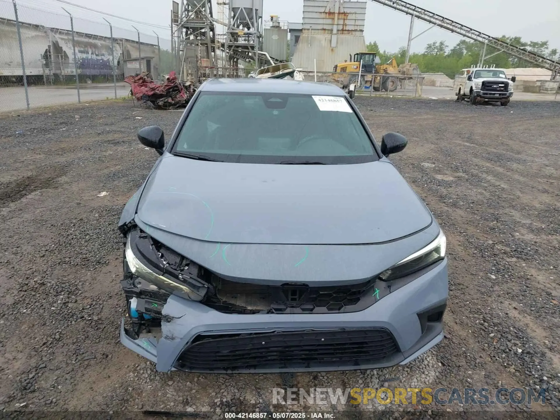 12 Photograph of a damaged car 19XFL2H85RE013287 HONDA CIVIC 2024