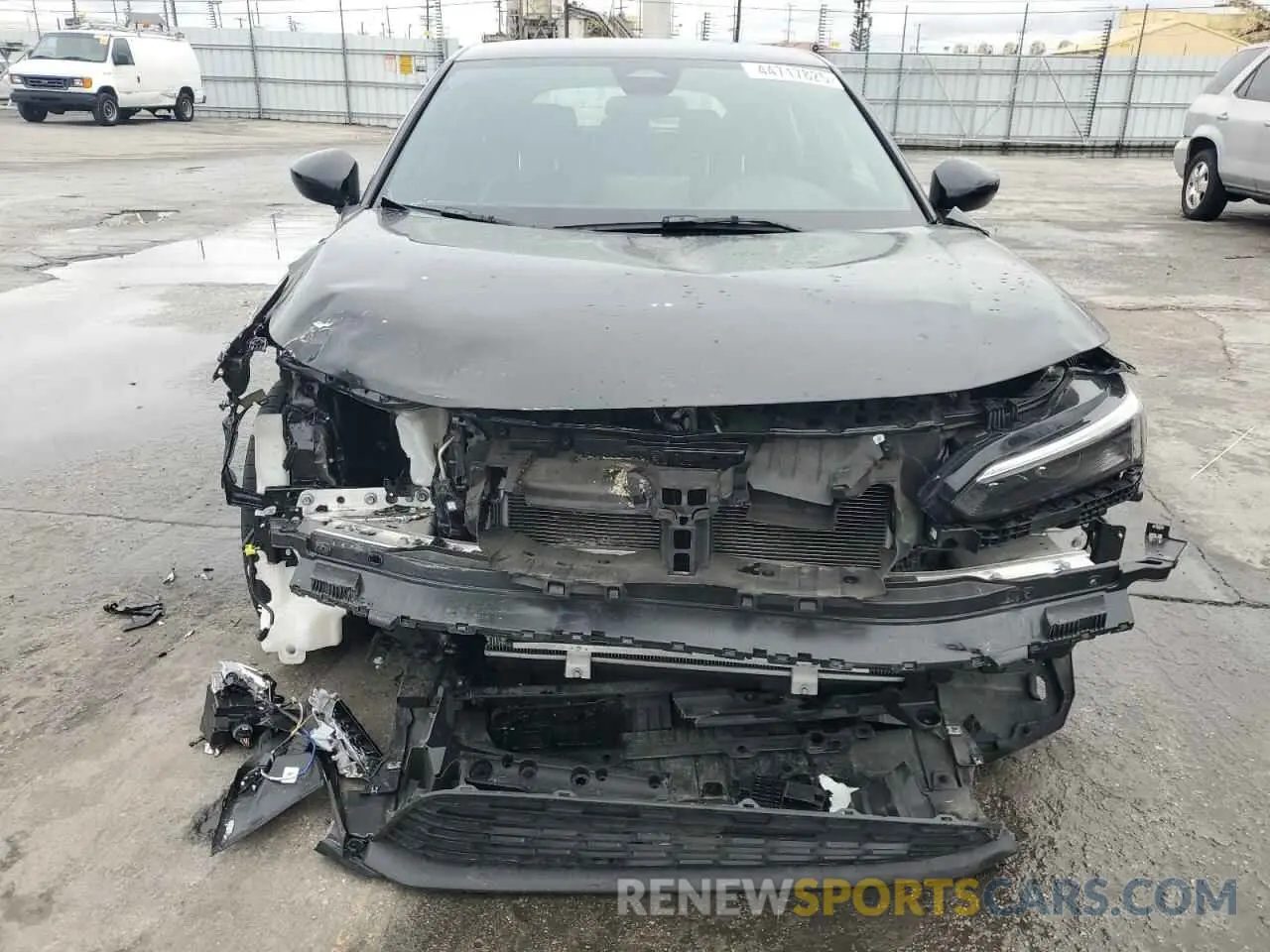 5 Photograph of a damaged car 19XFL2H85RE025813 HONDA CIVIC 2024