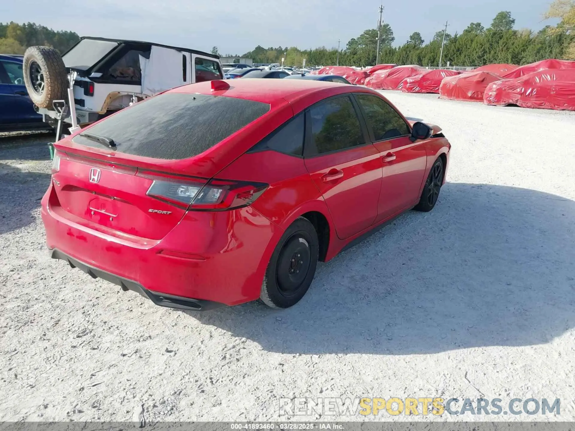 4 Photograph of a damaged car 19XFL2H85RE032468 HONDA CIVIC 2024