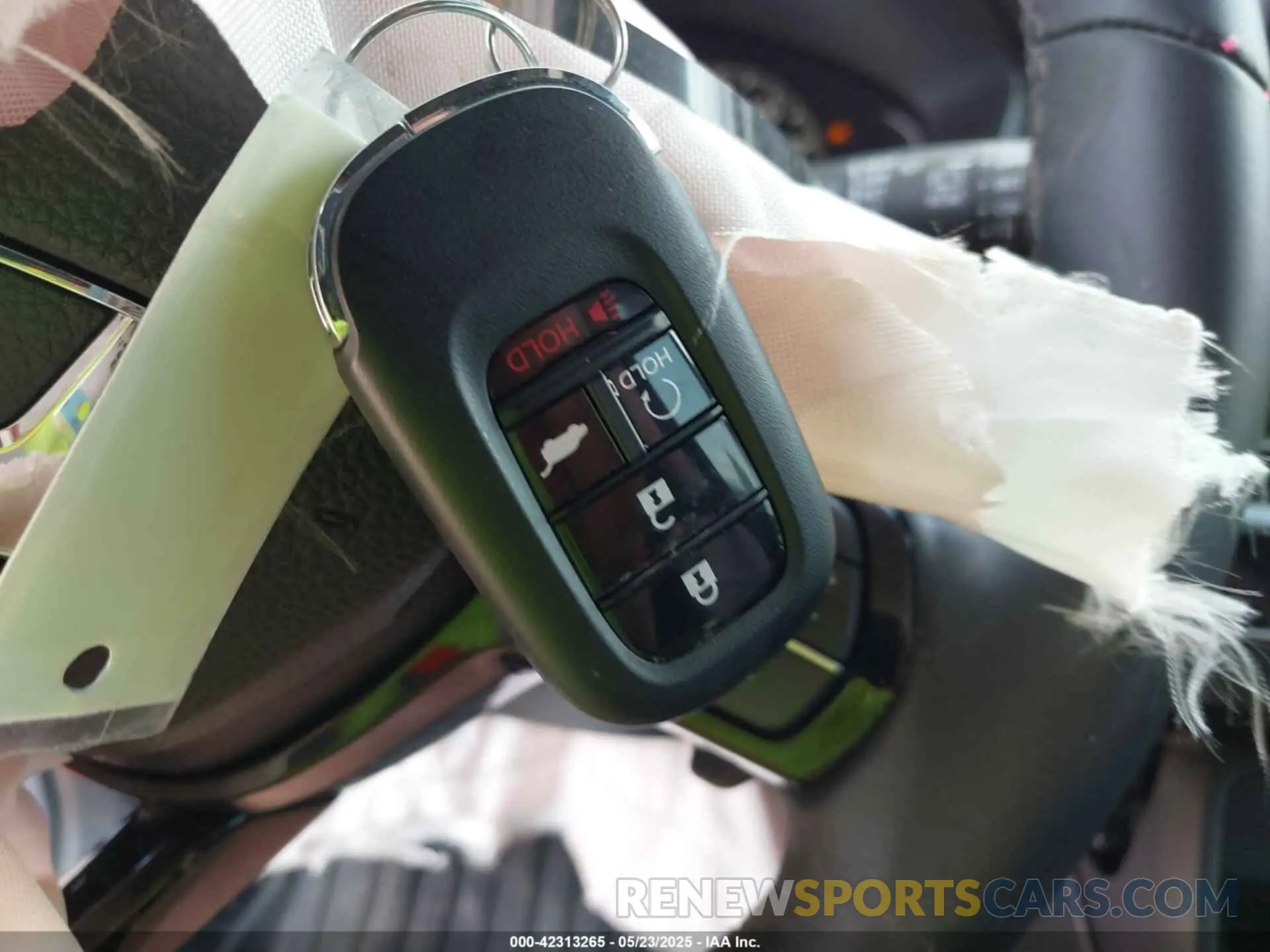 11 Photograph of a damaged car 19XFL2H85RE032485 HONDA CIVIC 2024