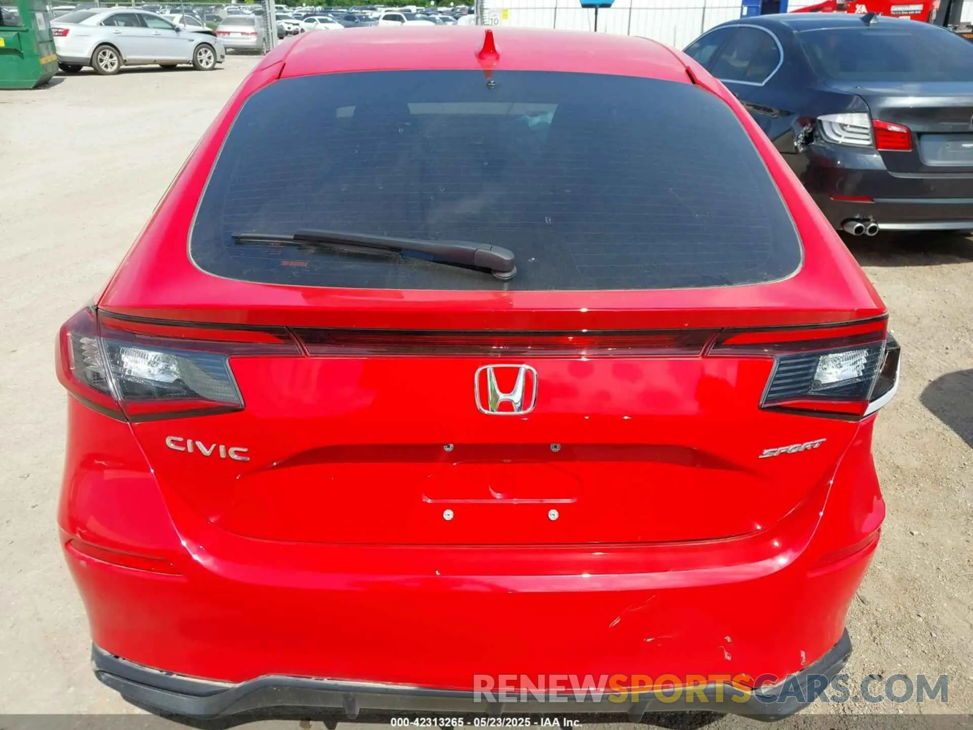 16 Photograph of a damaged car 19XFL2H85RE032485 HONDA CIVIC 2024