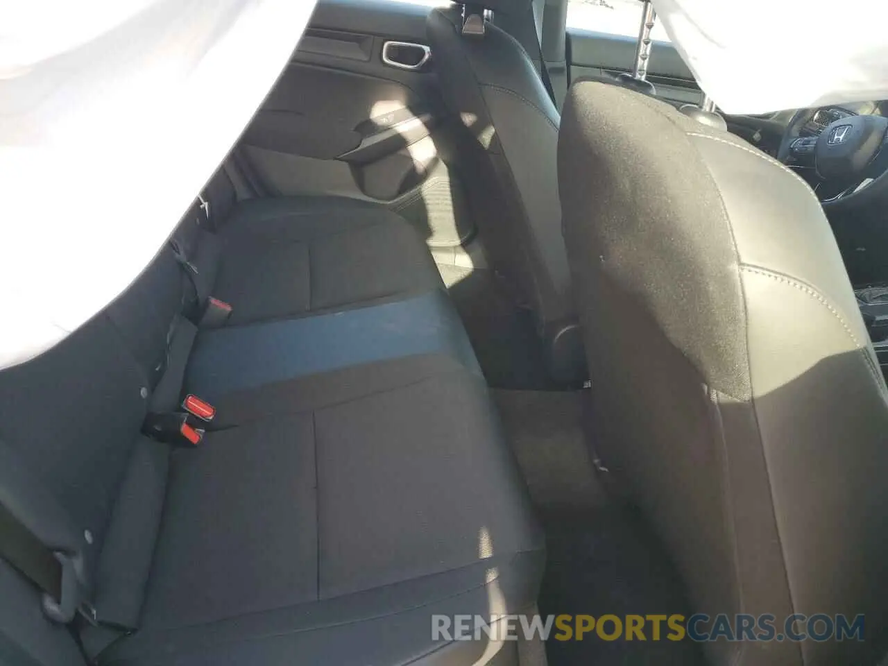 10 Photograph of a damaged car 19XFL2H85RE039873 HONDA CIVIC 2024