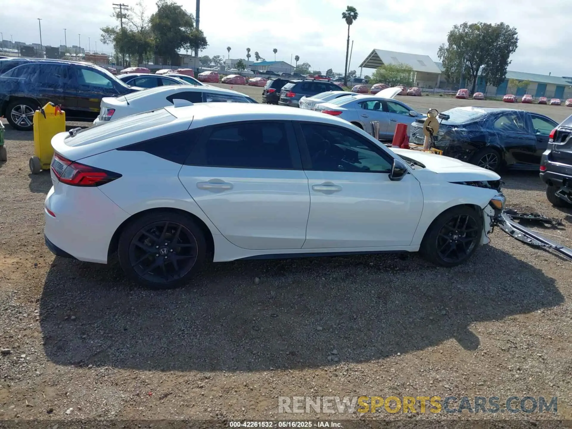 14 Photograph of a damaged car 19XFL2H86RE002234 HONDA CIVIC 2024