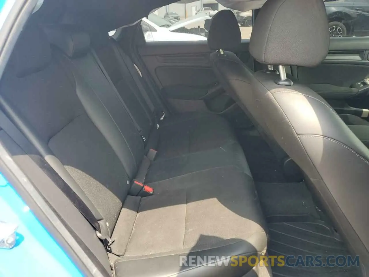 10 Photograph of a damaged car 19XFL2H86RE003397 HONDA CIVIC 2024