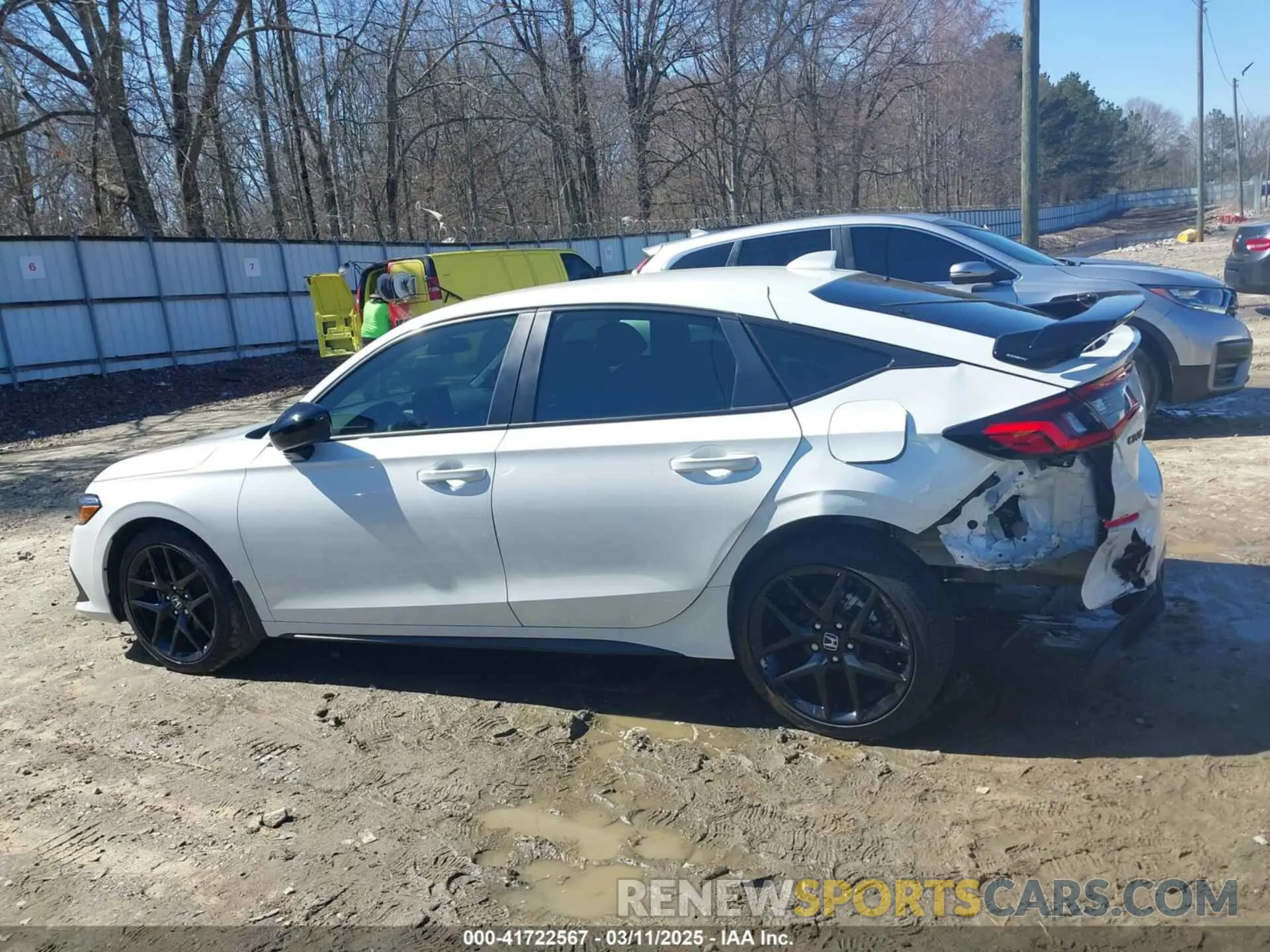 14 Photograph of a damaged car 19XFL2H86RE003481 HONDA CIVIC 2024