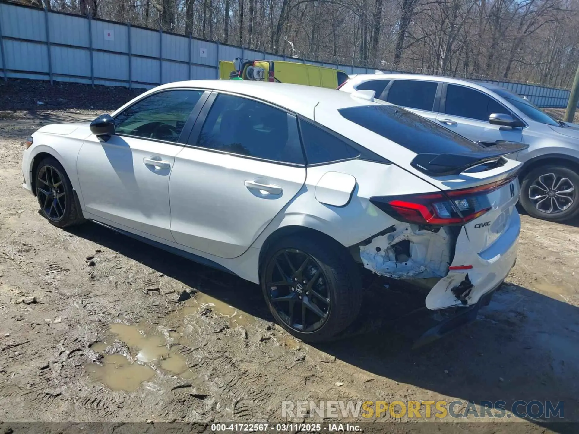 3 Photograph of a damaged car 19XFL2H86RE003481 HONDA CIVIC 2024