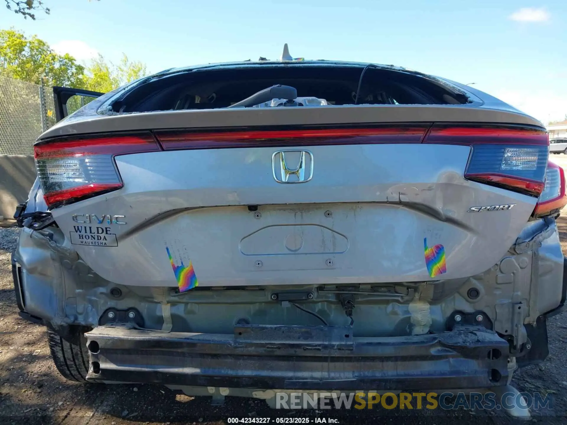 6 Photograph of a damaged car 19XFL2H86RE011127 HONDA CIVIC 2024