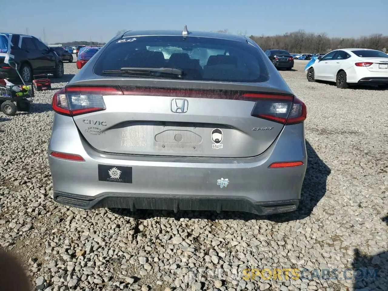 6 Photograph of a damaged car 19XFL2H86RE019115 HONDA CIVIC 2024