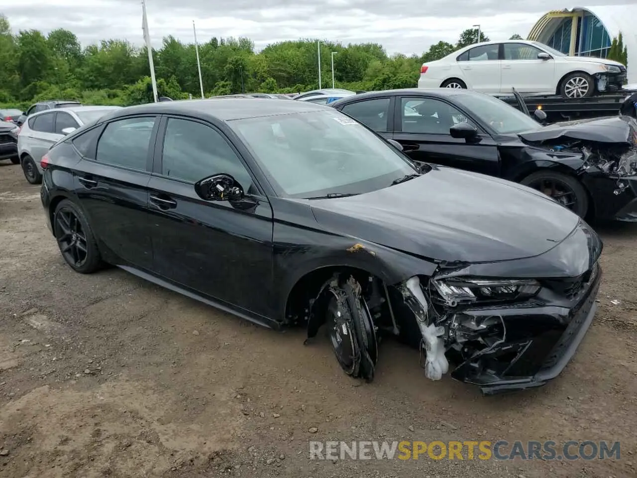 4 Photograph of a damaged car 19XFL2H87RE020421 HONDA CIVIC 2024