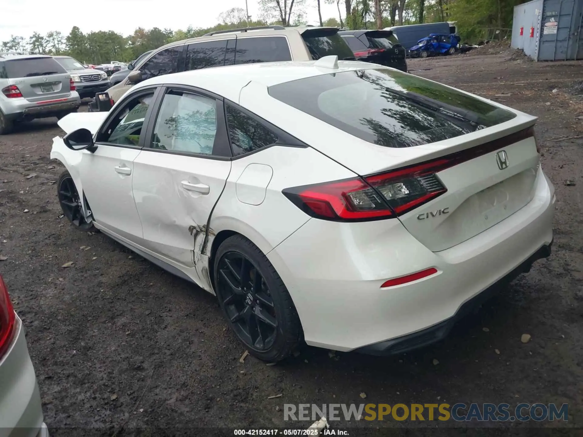 15 Photograph of a damaged car 19XFL2H87RE021858 HONDA CIVIC 2024