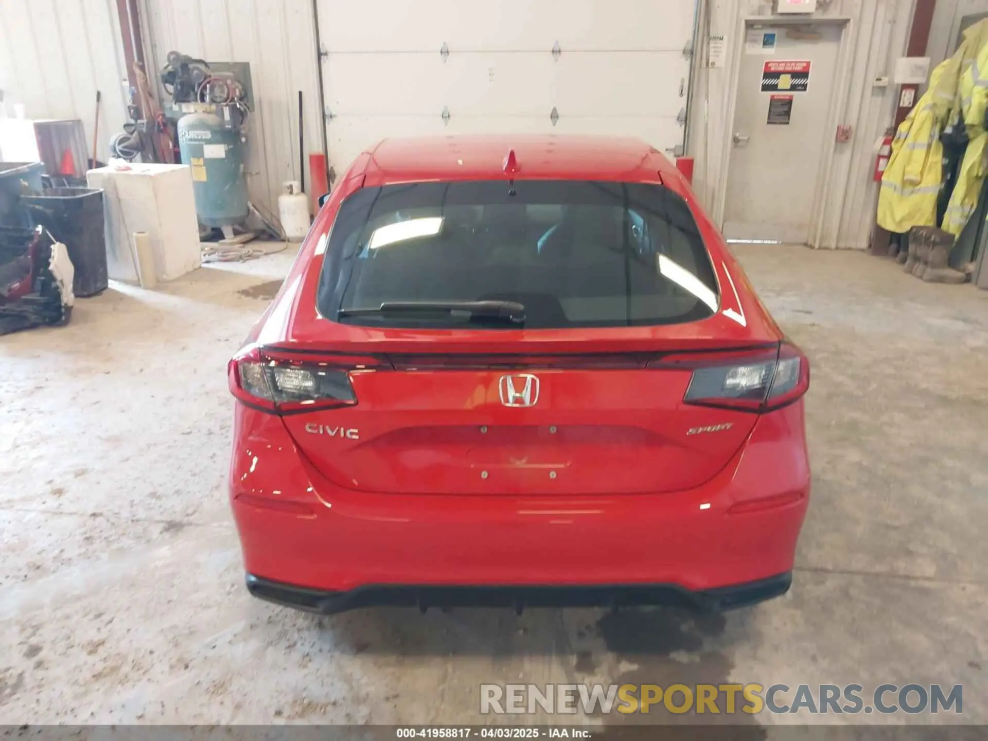 16 Photograph of a damaged car 19XFL2H88RE014160 HONDA CIVIC 2024