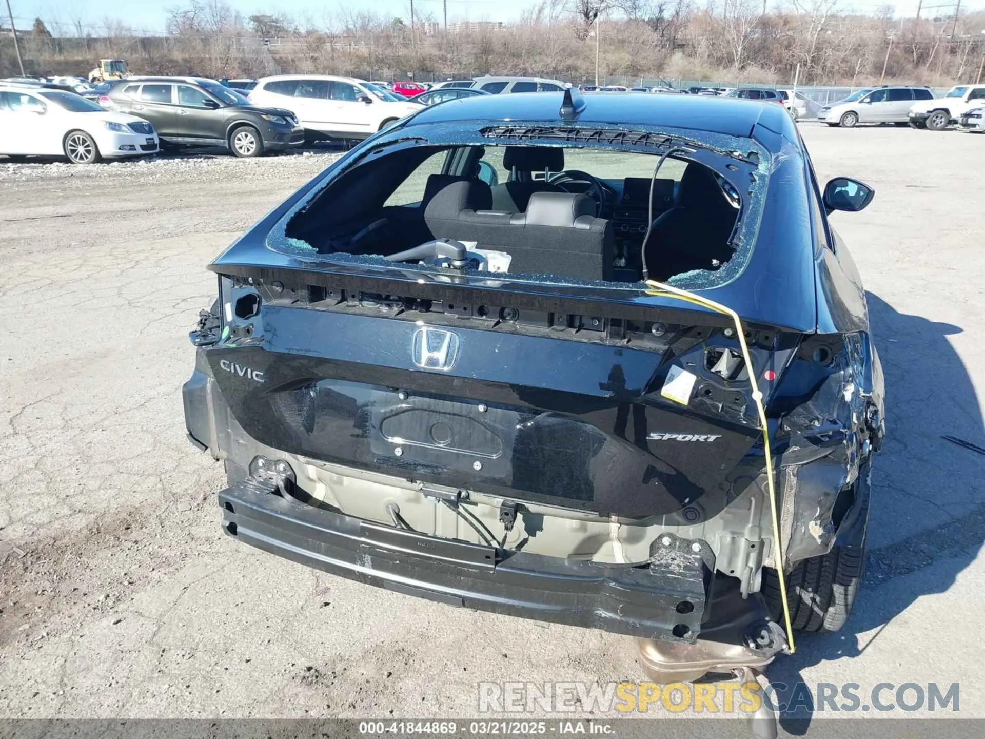 6 Photograph of a damaged car 19XFL2H88RE019486 HONDA CIVIC 2024