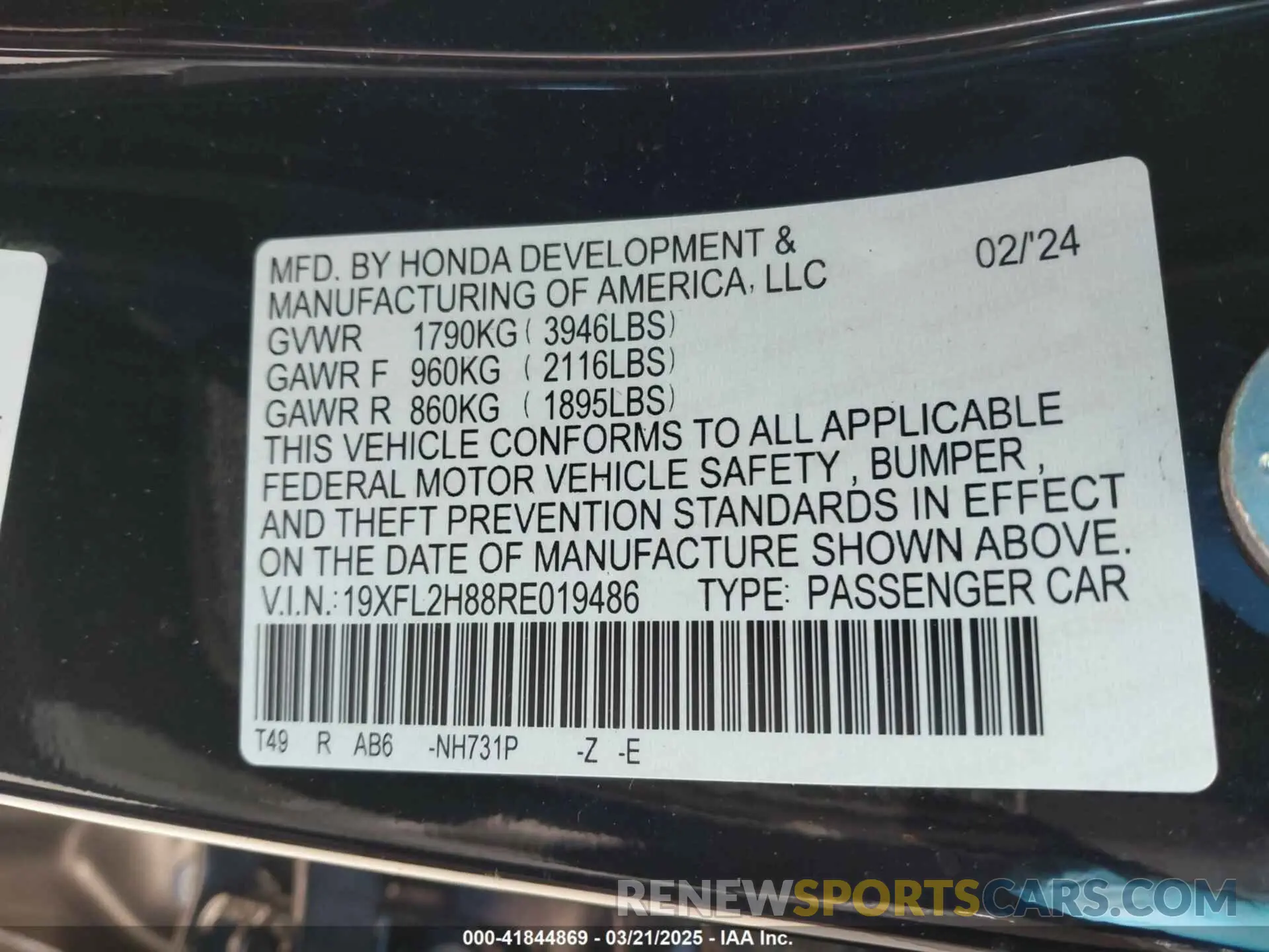 9 Photograph of a damaged car 19XFL2H88RE019486 HONDA CIVIC 2024