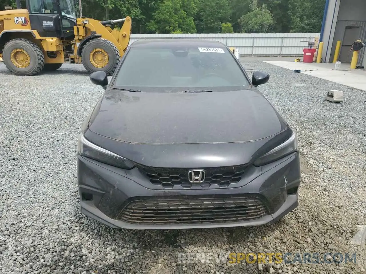5 Photograph of a damaged car 19XFL2H88RE023960 HONDA CIVIC 2024