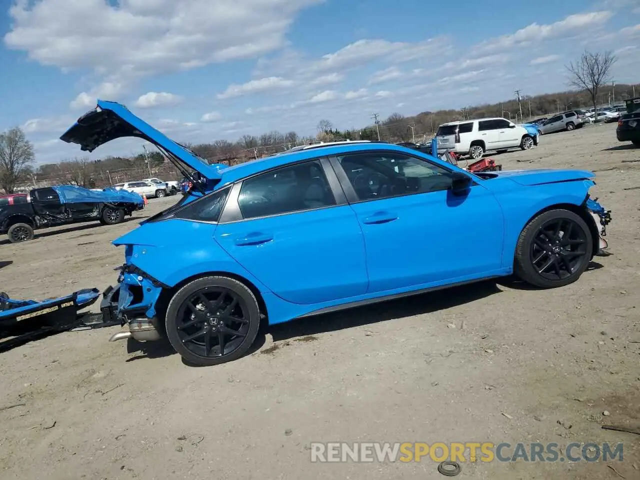 3 Photograph of a damaged car 19XFL2H88RE029130 HONDA CIVIC 2024
