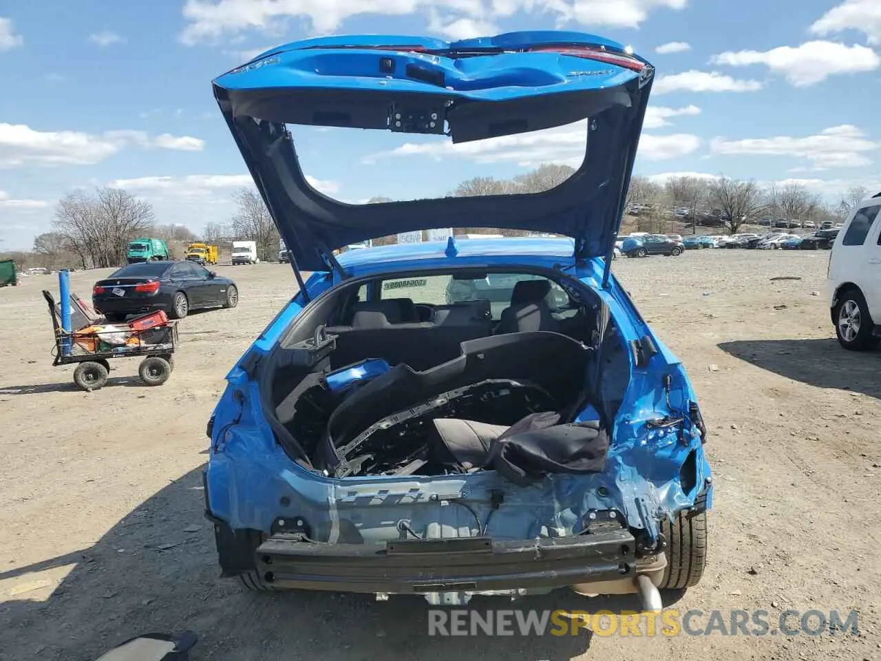6 Photograph of a damaged car 19XFL2H88RE029130 HONDA CIVIC 2024