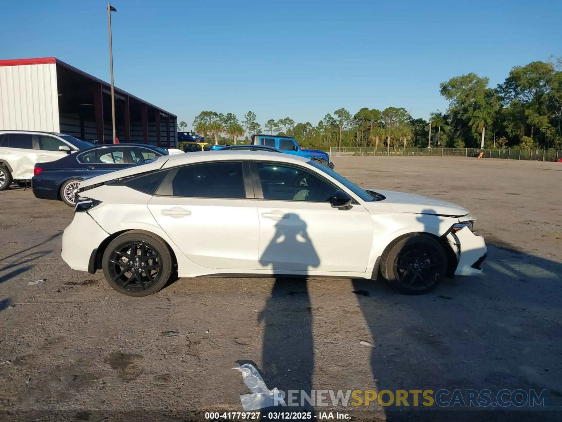 14 Photograph of a damaged car 19XFL2H88RE034487 HONDA CIVIC 2024