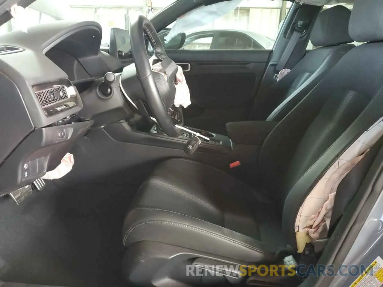 7 Photograph of a damaged car 19XFL2H89RE004737 HONDA CIVIC 2024