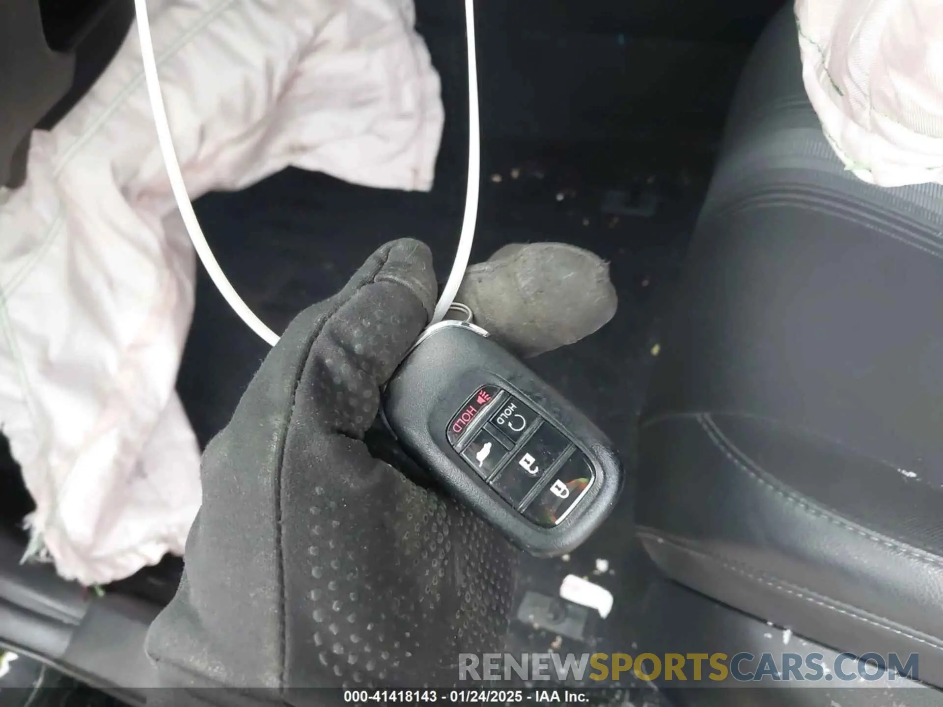 11 Photograph of a damaged car 19XFL2H89RE015396 HONDA CIVIC 2024