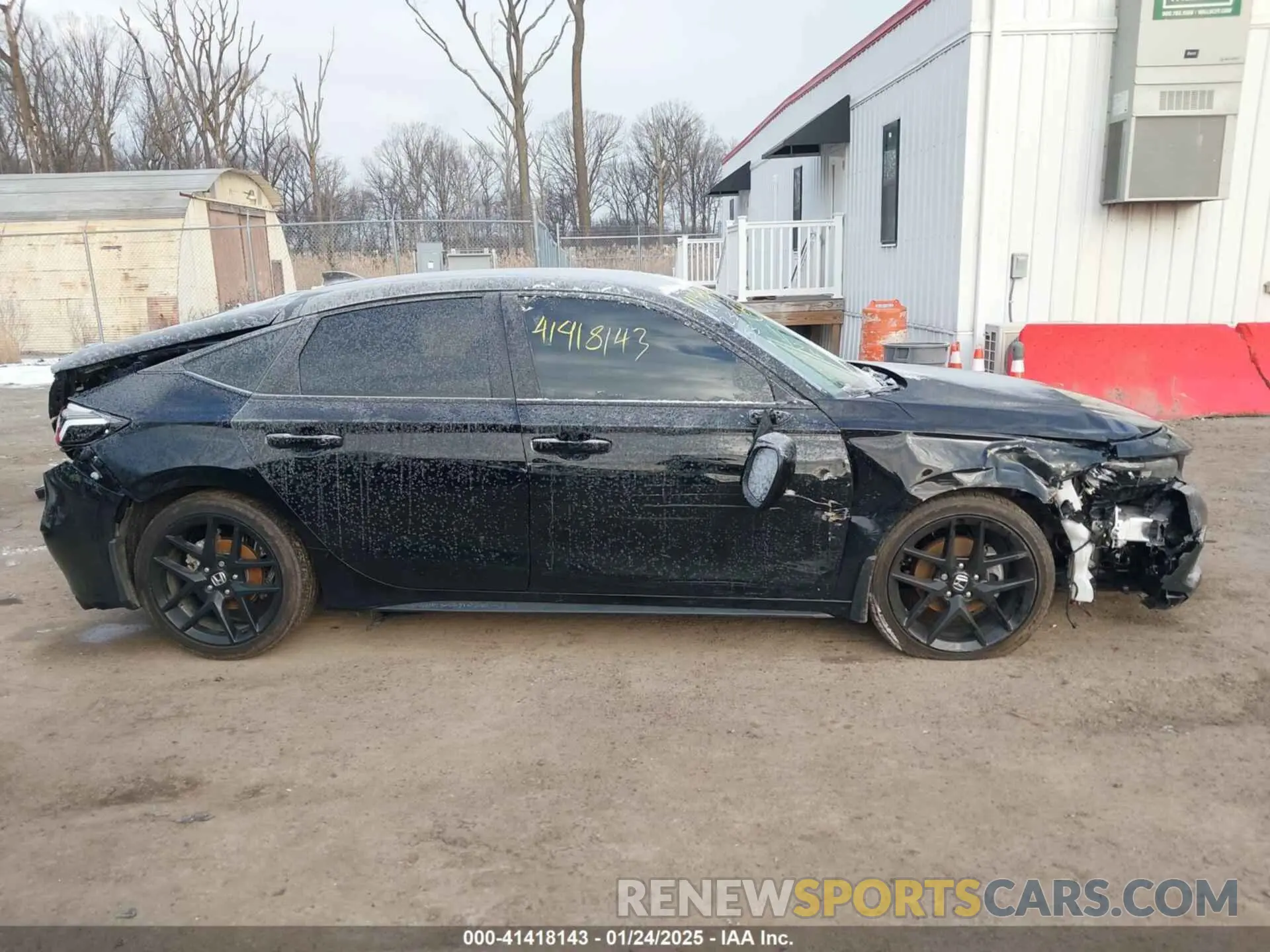 13 Photograph of a damaged car 19XFL2H89RE015396 HONDA CIVIC 2024