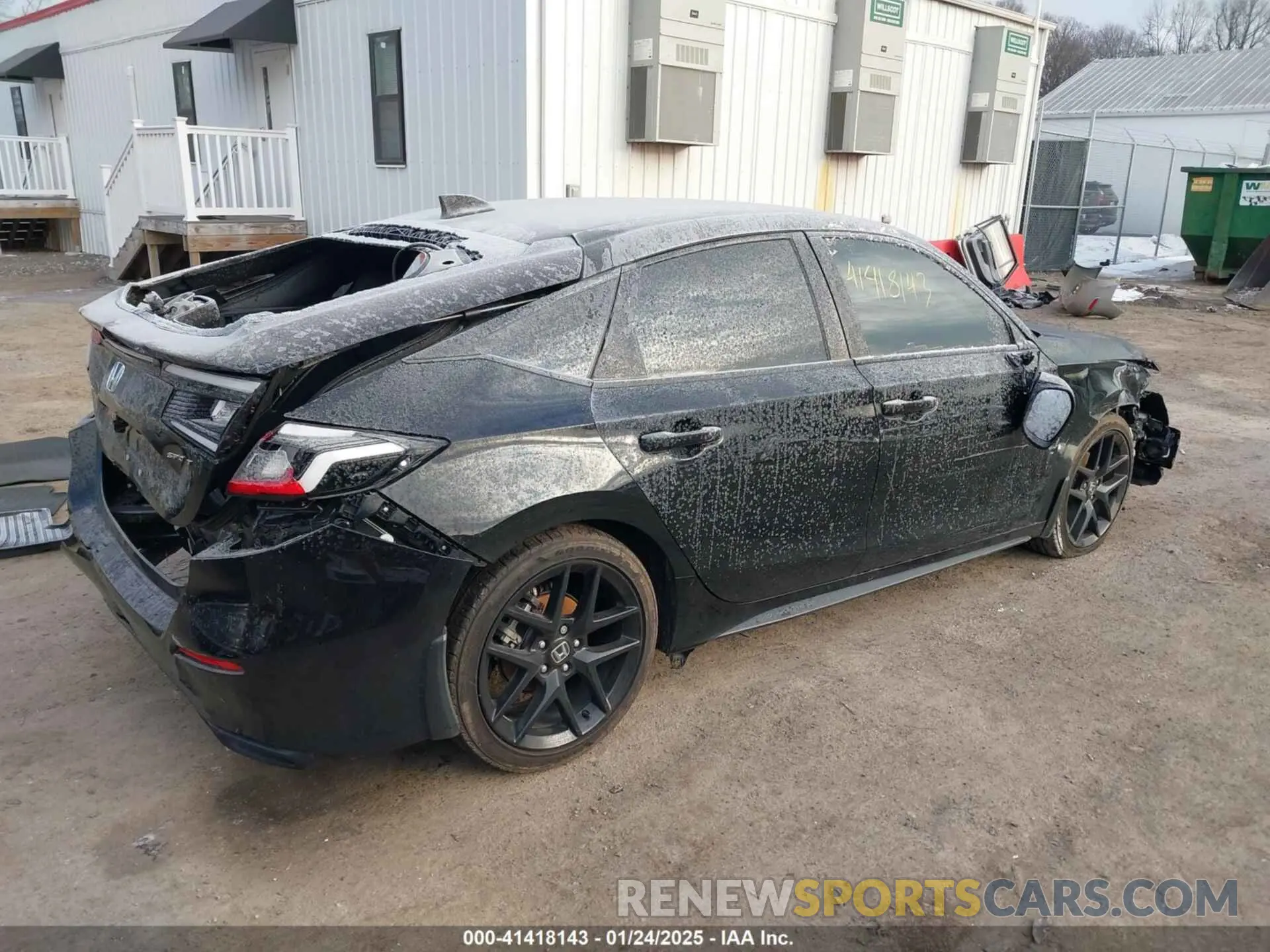 4 Photograph of a damaged car 19XFL2H89RE015396 HONDA CIVIC 2024