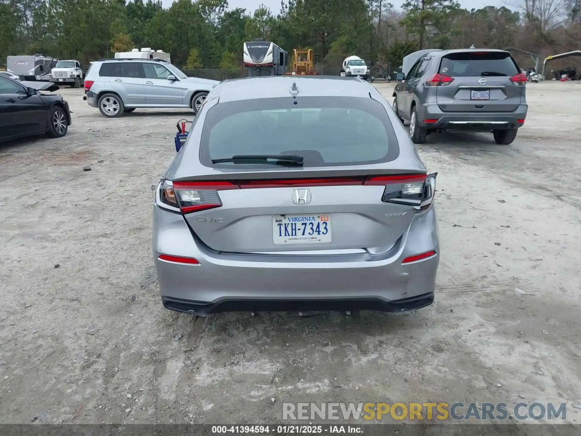 18 Photograph of a damaged car 19XFL2H89RE021425 HONDA CIVIC 2024