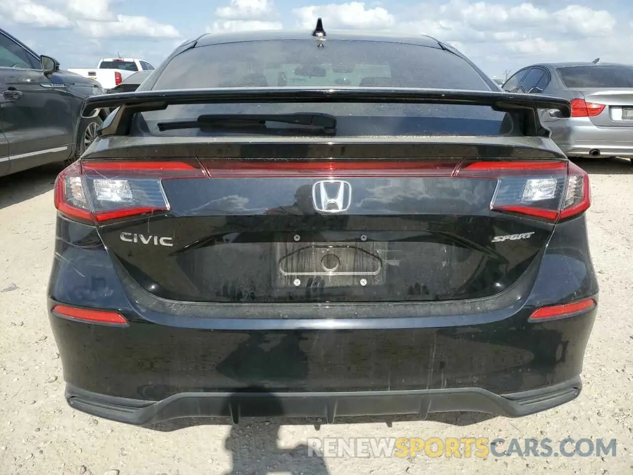 6 Photograph of a damaged car 19XFL2H89RE023949 HONDA CIVIC 2024