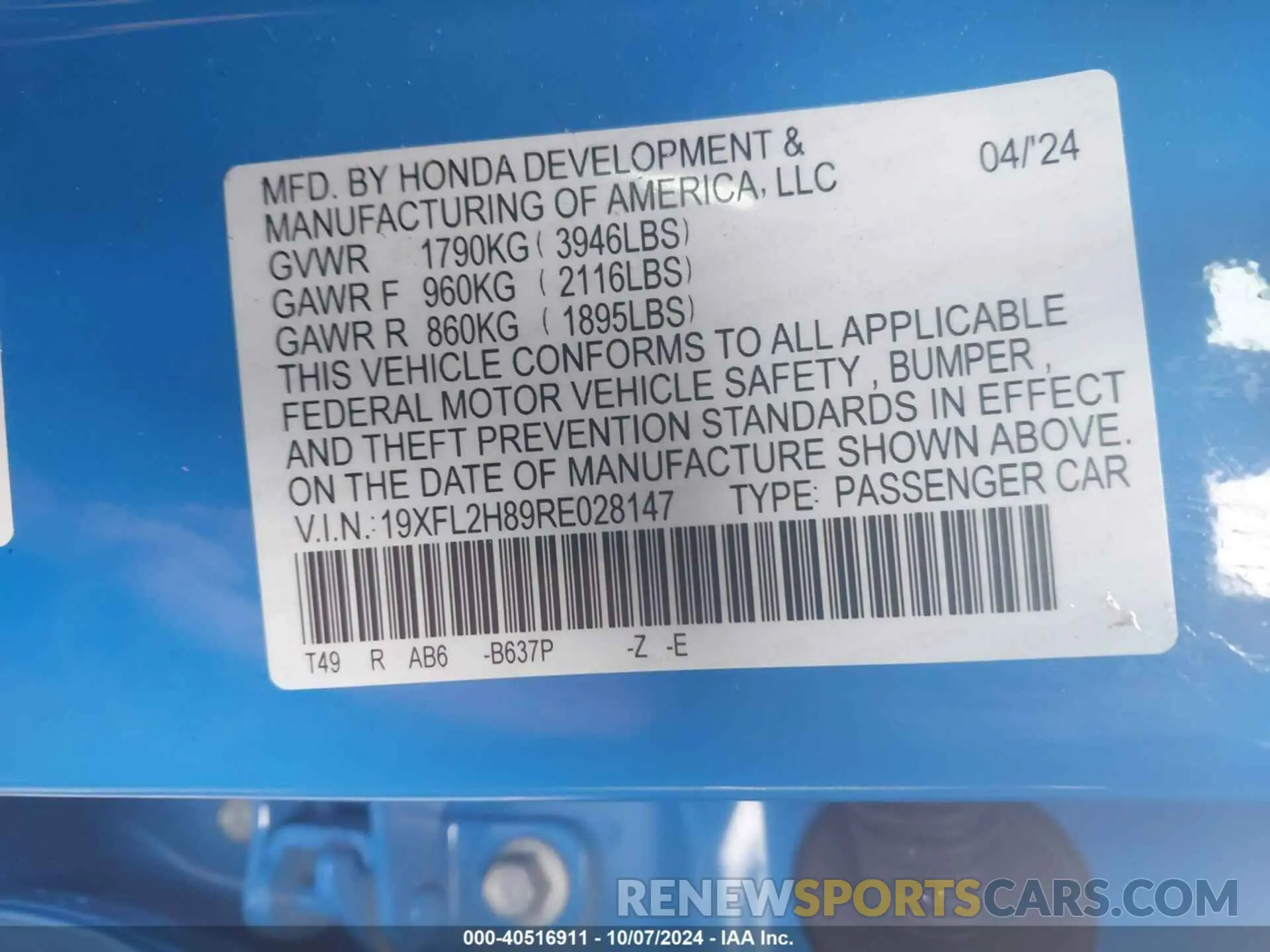 9 Photograph of a damaged car 19XFL2H89RE028147 HONDA CIVIC 2024