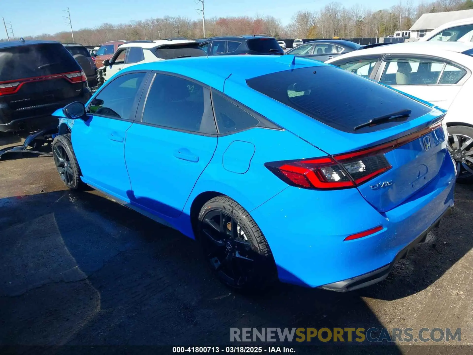 3 Photograph of a damaged car 19XFL2H89RE042016 HONDA CIVIC 2024