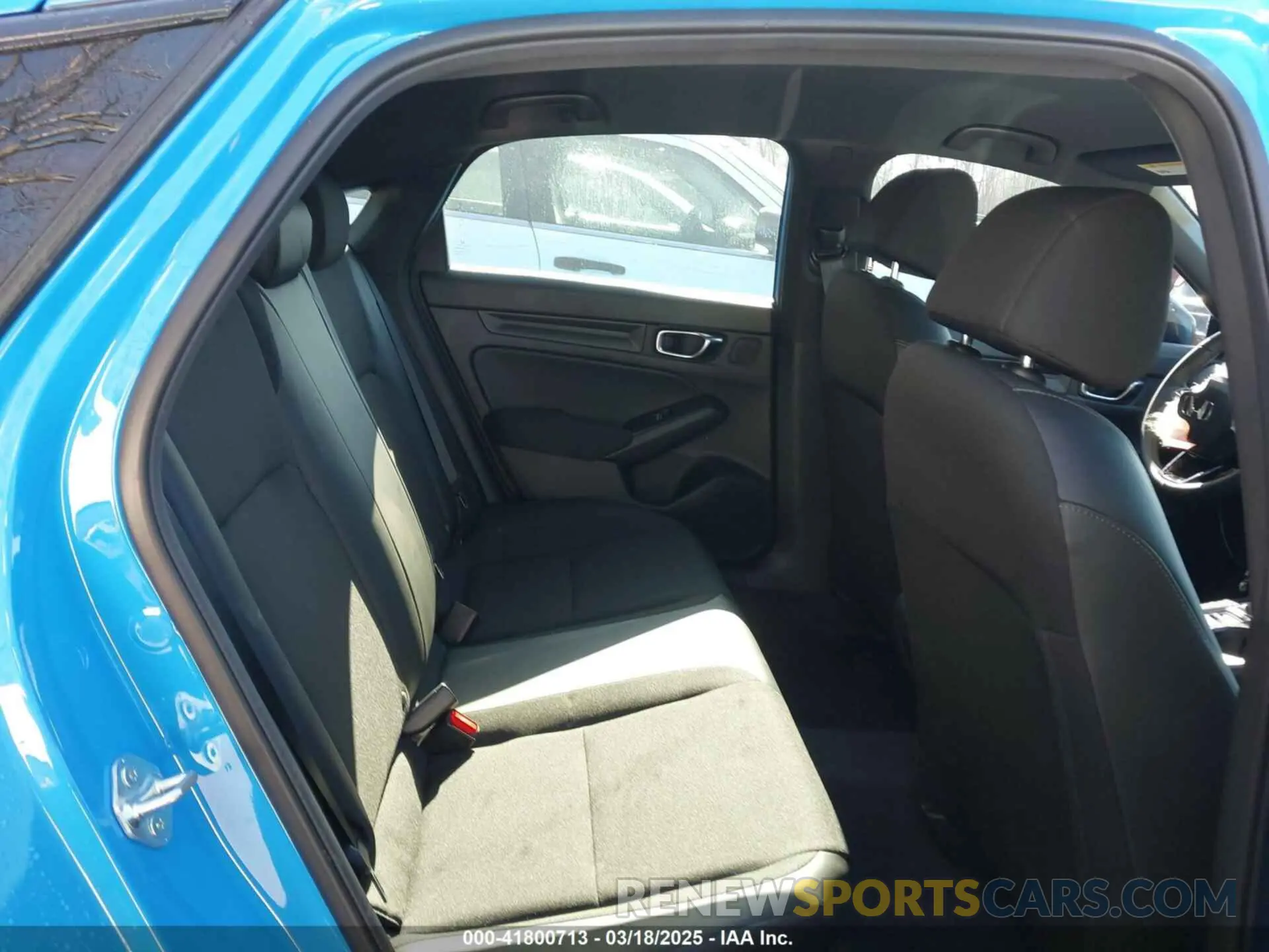 8 Photograph of a damaged car 19XFL2H89RE042016 HONDA CIVIC 2024