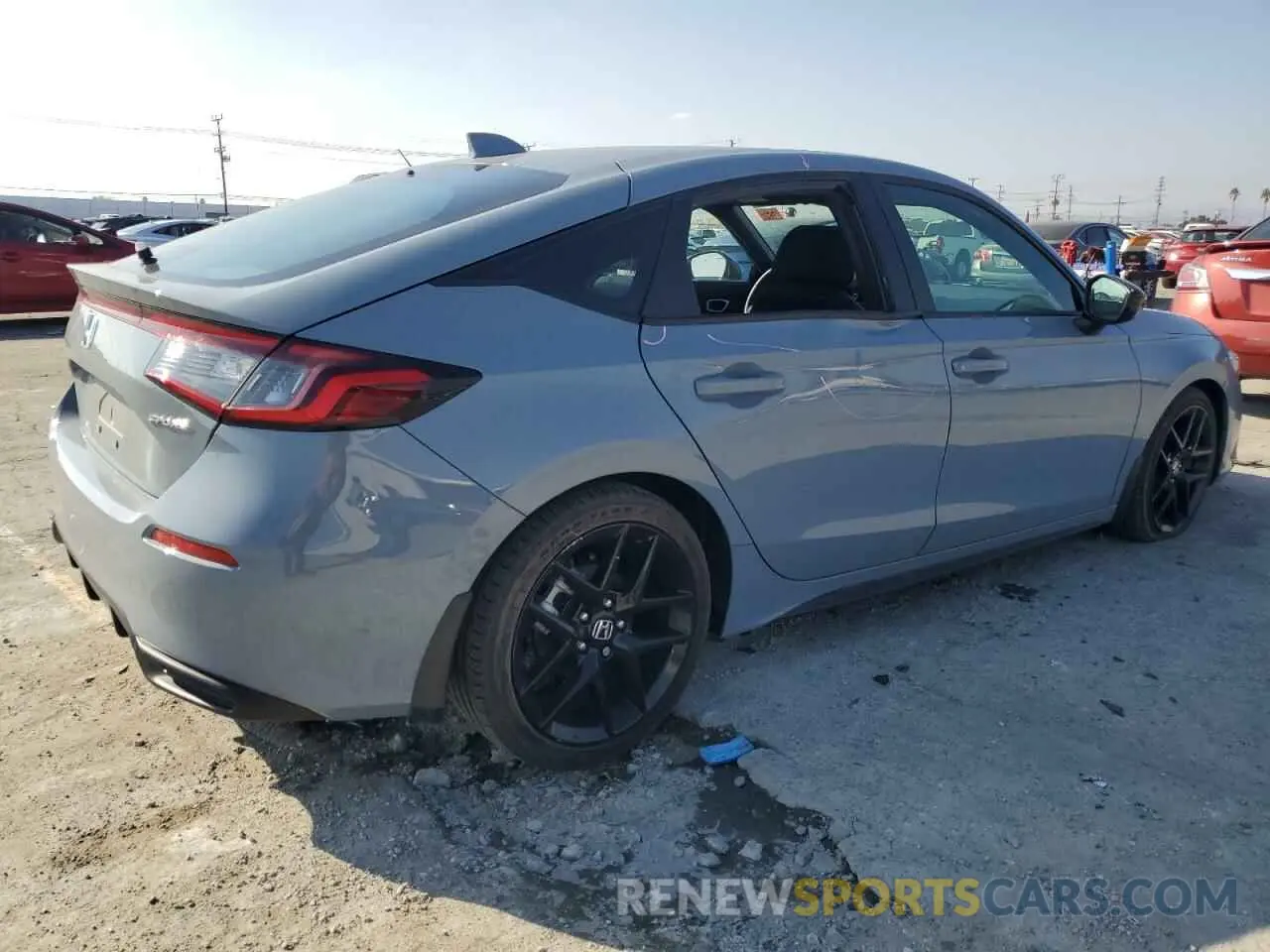 3 Photograph of a damaged car 19XFL2H8XRE021112 HONDA CIVIC 2024