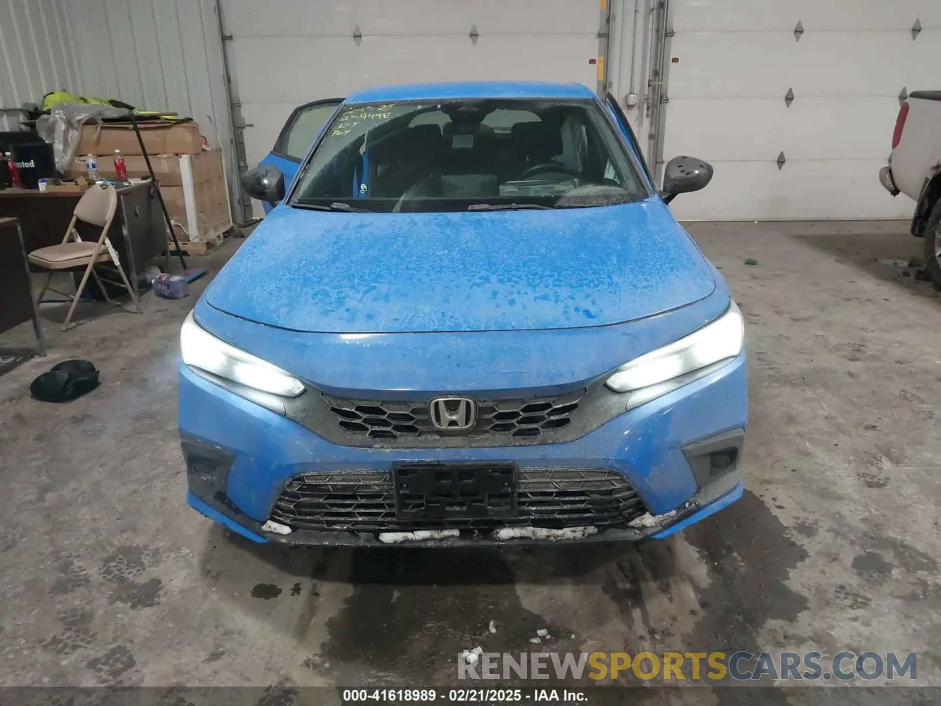 12 Photograph of a damaged car 19XFL2H8XRE028139 HONDA CIVIC 2024