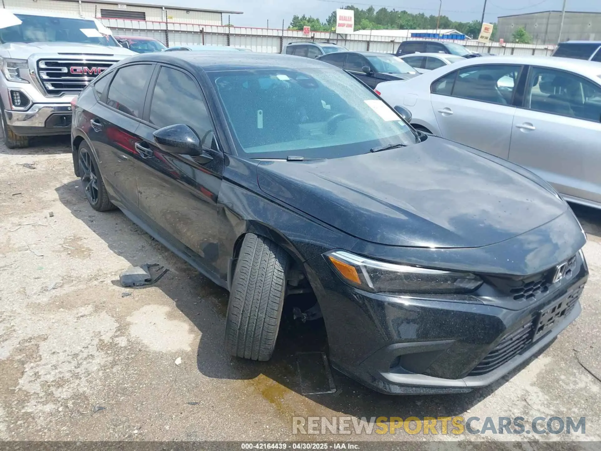 1 Photograph of a damaged car 19XFL2H8XRE034281 HONDA CIVIC 2024