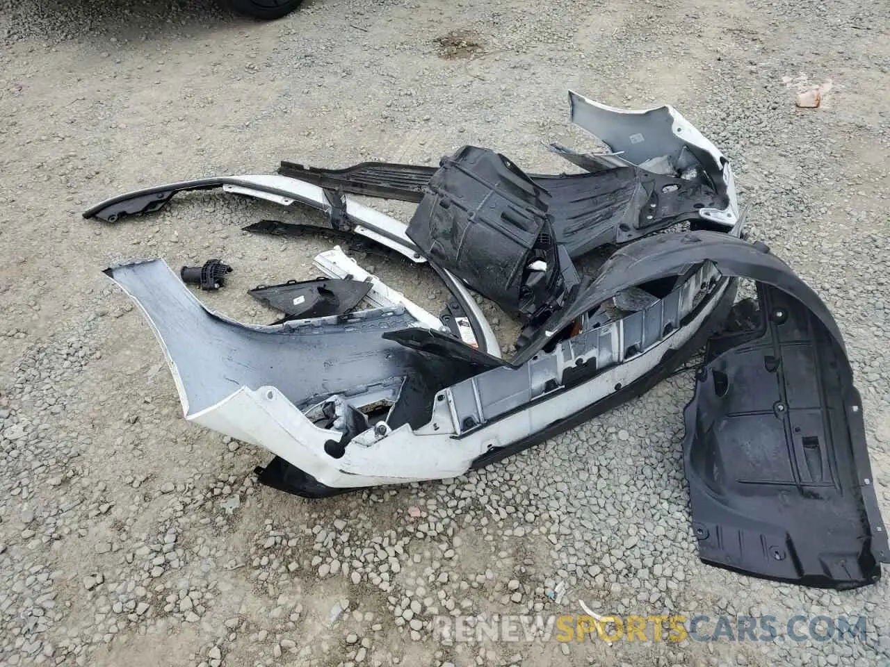 14 Photograph of a damaged car 2HGFE1E52RH472071 HONDA CIVIC 2024