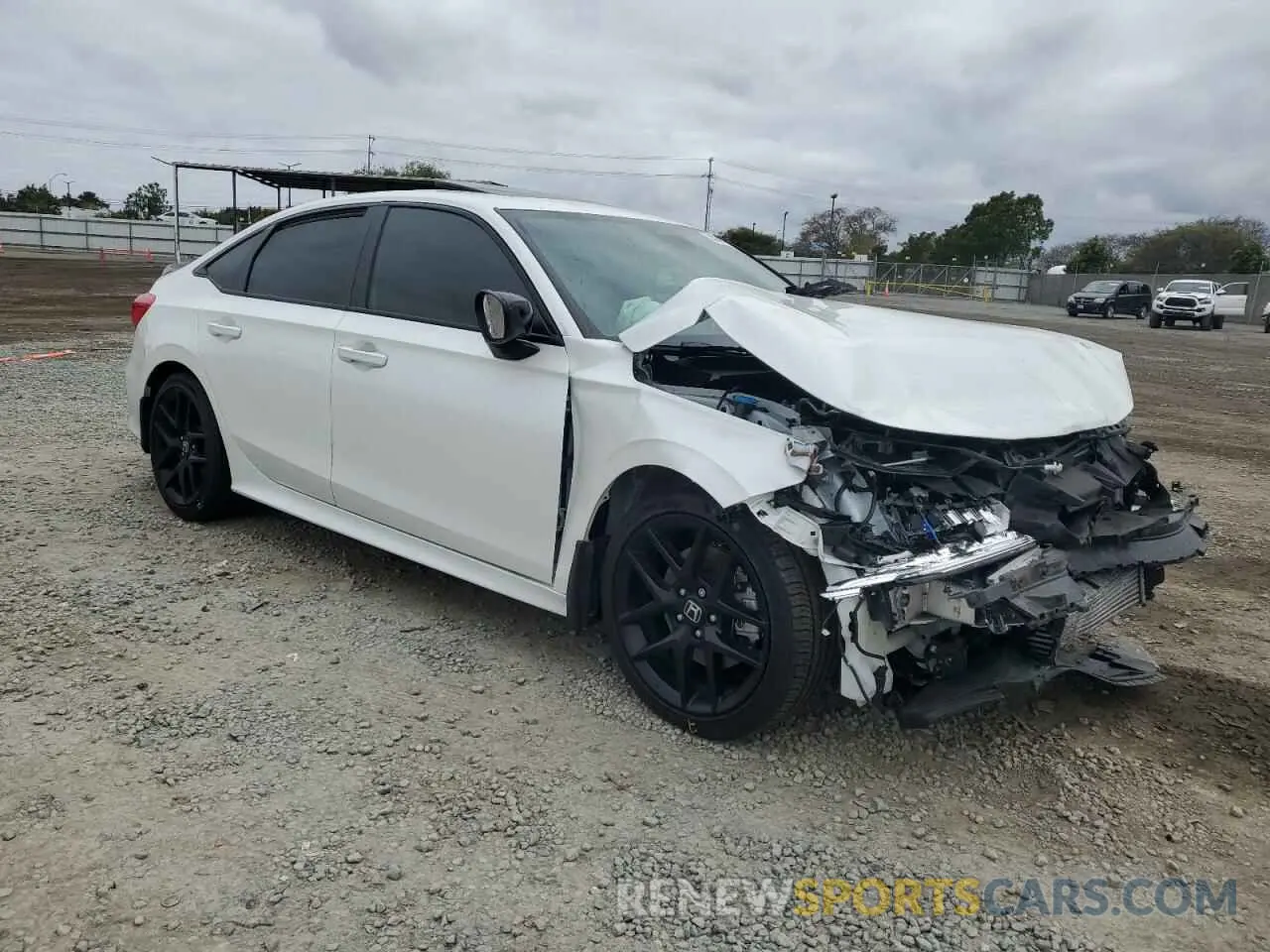 4 Photograph of a damaged car 2HGFE1E52RH472071 HONDA CIVIC 2024