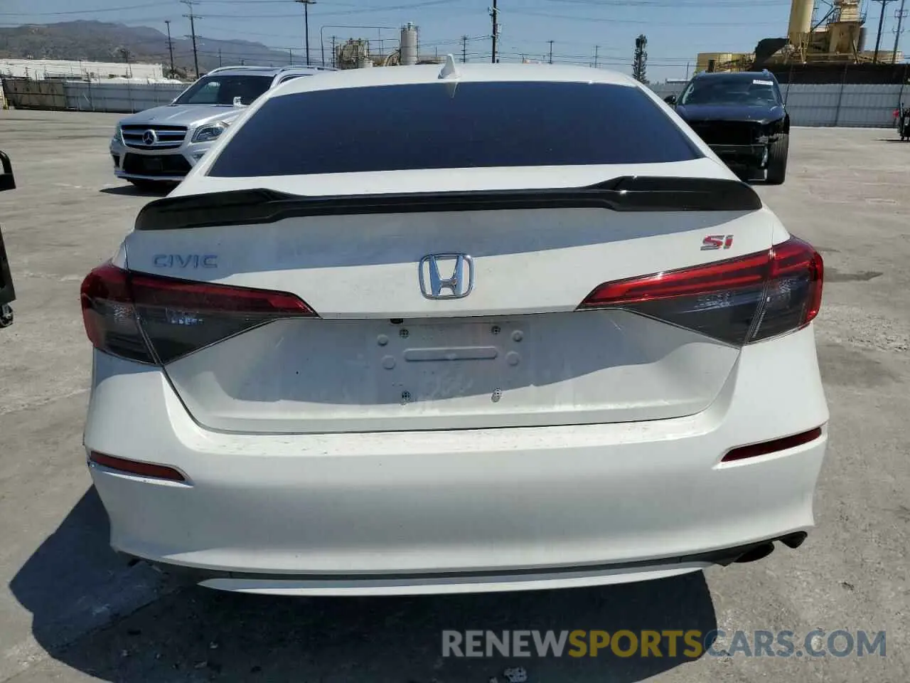 6 Photograph of a damaged car 2HGFE1E5XRH470584 HONDA CIVIC 2024