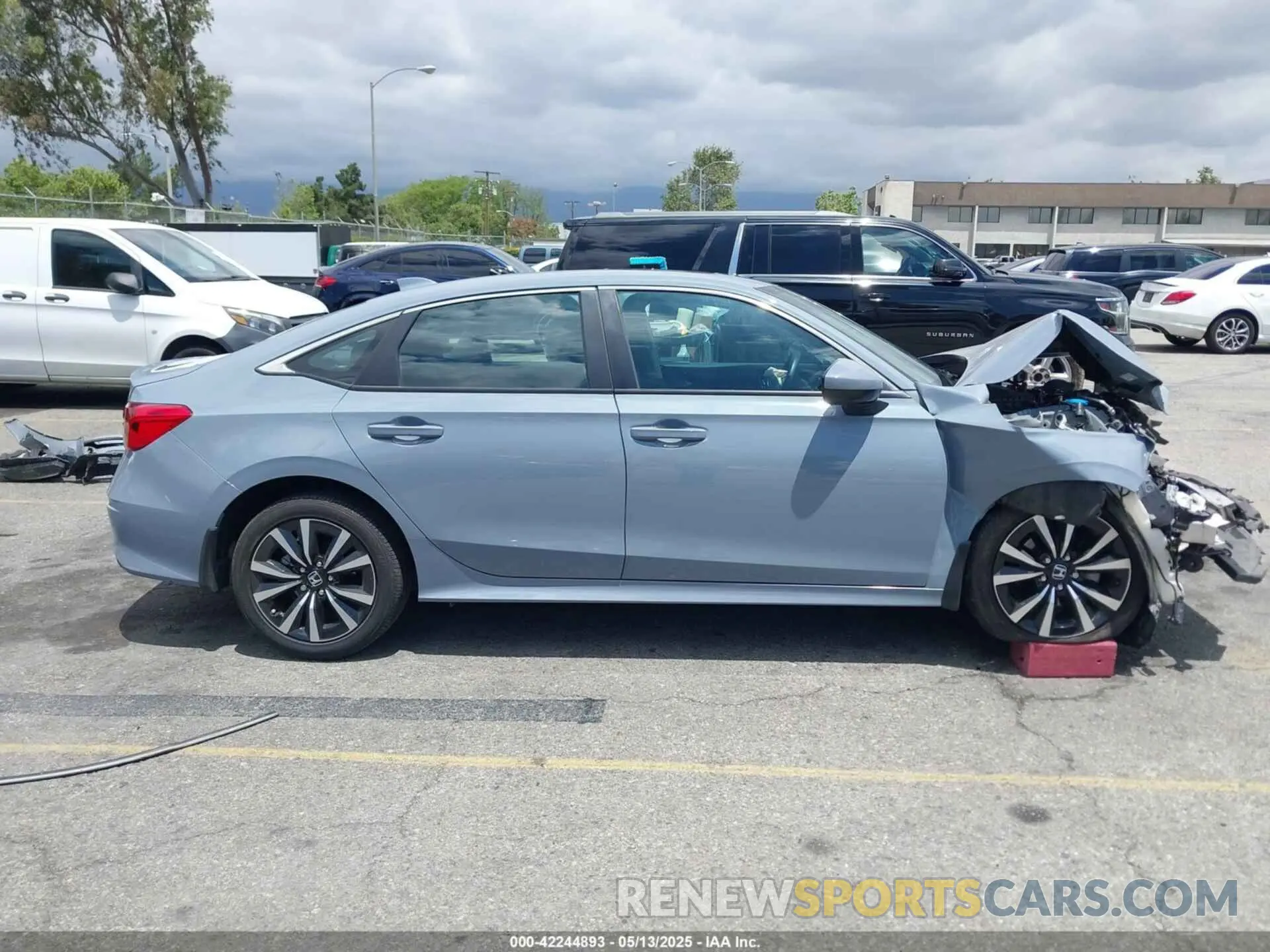 14 Photograph of a damaged car 2HGFE1F70RH316658 HONDA CIVIC 2024
